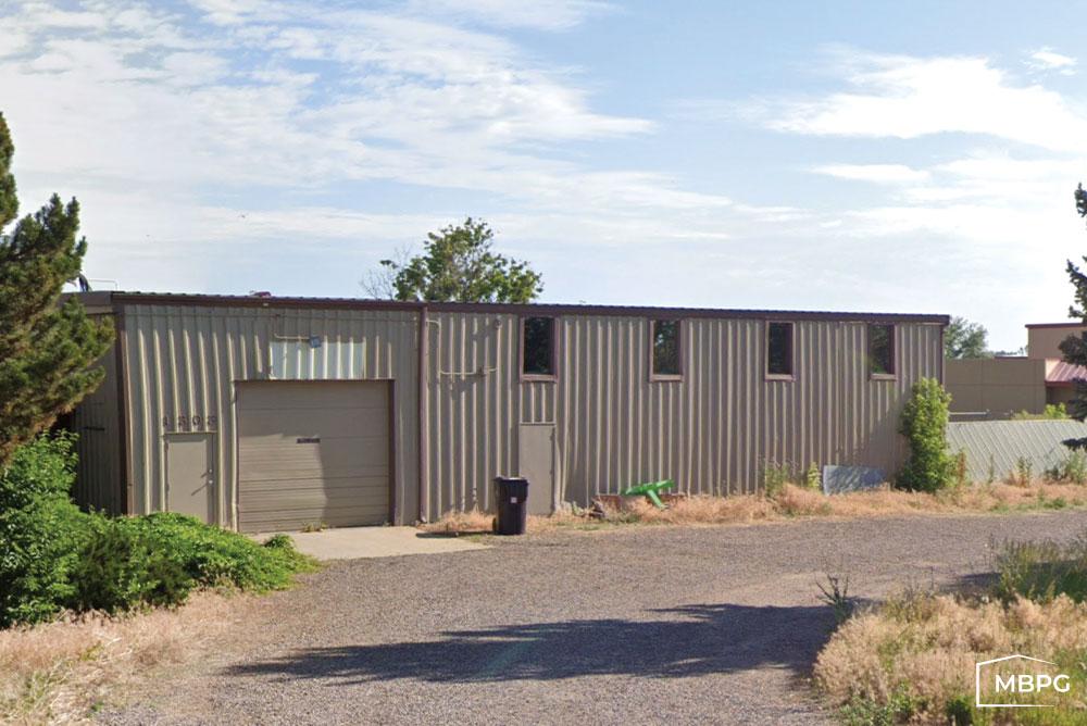 CO1793 | Tan Colored Metal Building Tan Colored Metal Building