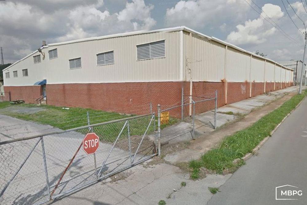 TN1804-2 | Steel Building with Half Brick Siding Steel Building with Half Brick Siding